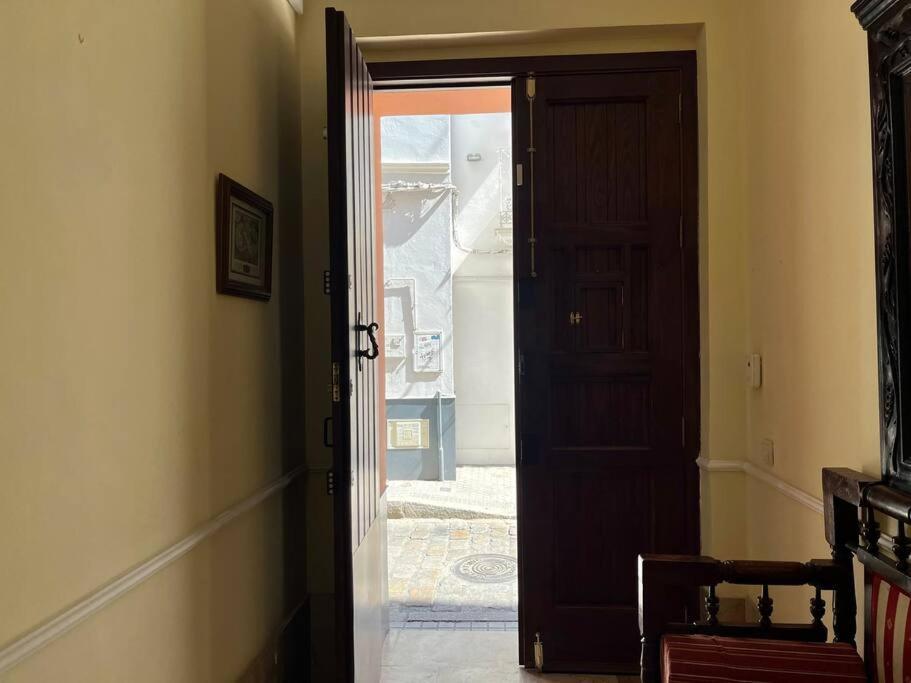 Apartamento Suite Alameda De Hercules Sevilha Exterior foto