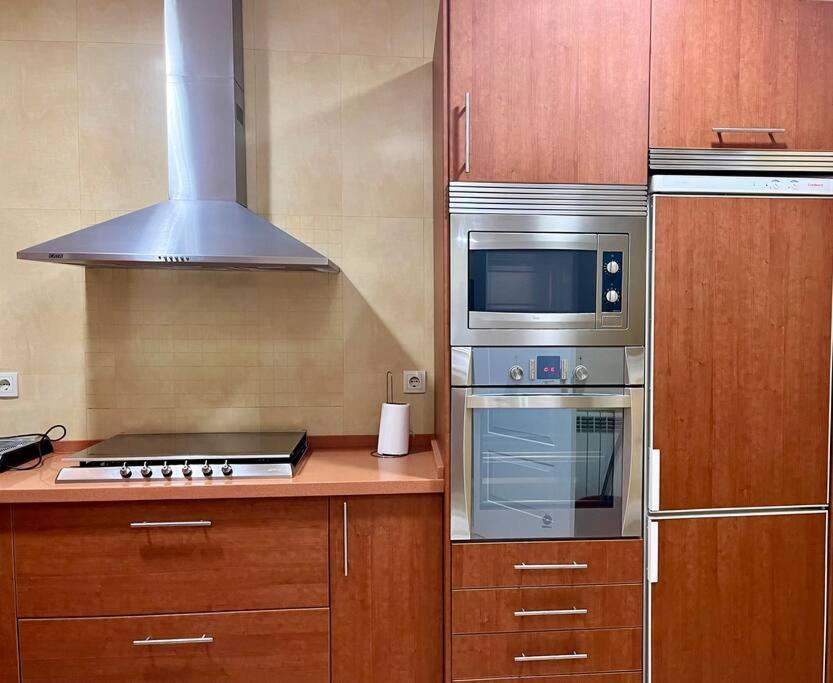 Apartamento Suite Alameda De Hercules Sevilha Exterior foto