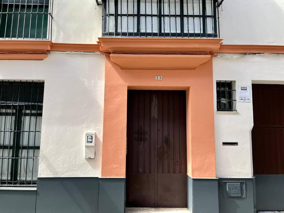 Apartamento Suite Alameda De Hercules Sevilha Exterior foto