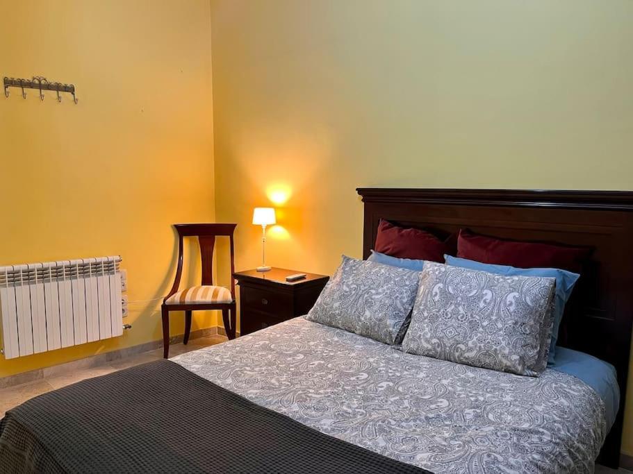 Apartamento Suite Alameda De Hercules Sevilha Exterior foto